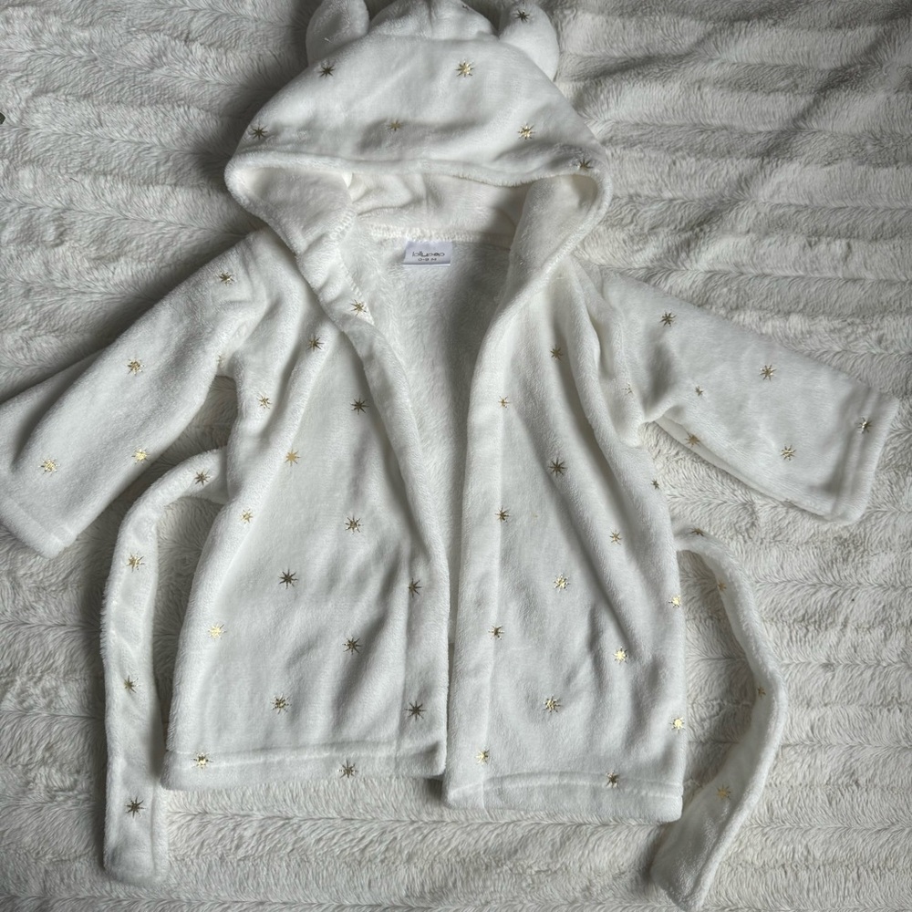 Adorable cozy robe
